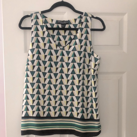 Dorothy Perkins Tops - DOROTHY PERKINS Multi Geometric Triangles SIZE 6 Sleeveless Cami Top